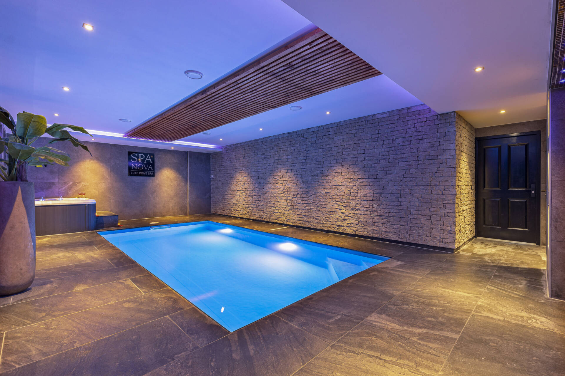 Spa Nova Hoofddorp suite 2 foto 2
