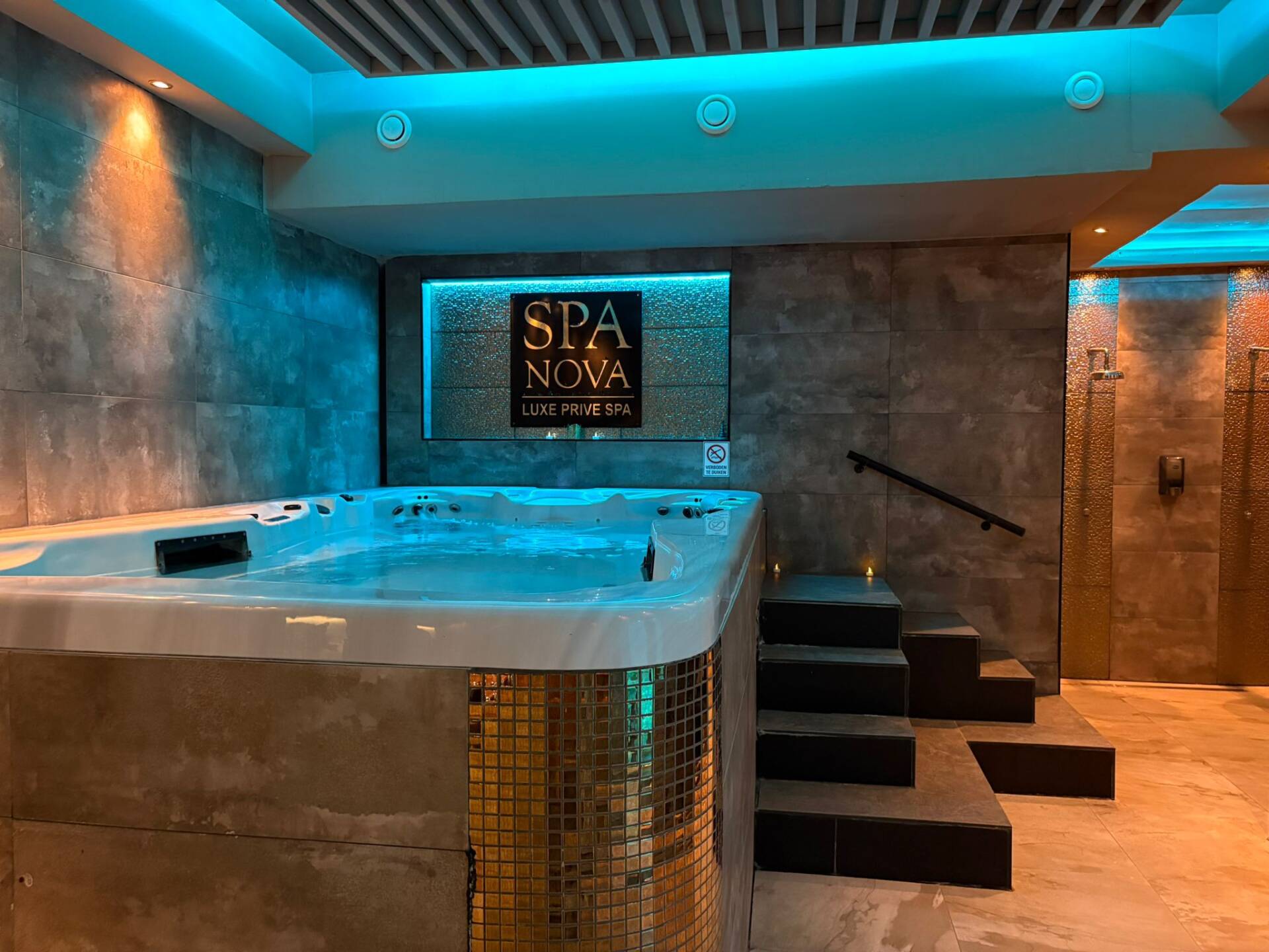 Spa Nova Rotterdam suite 2 foto 2